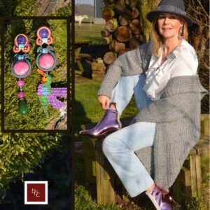 Handgemaakte oorbellen: ‘ Bells and Boots ‘