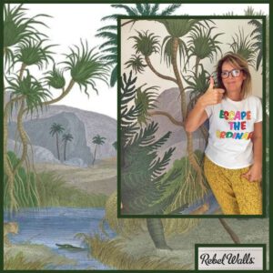 *** Even geen oorbellen *** Jungle Hall Wall
